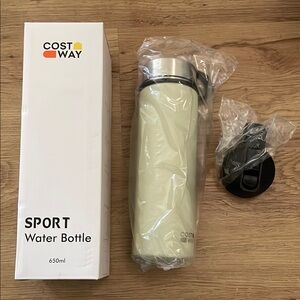 Costway Cream and Black Water Bottle